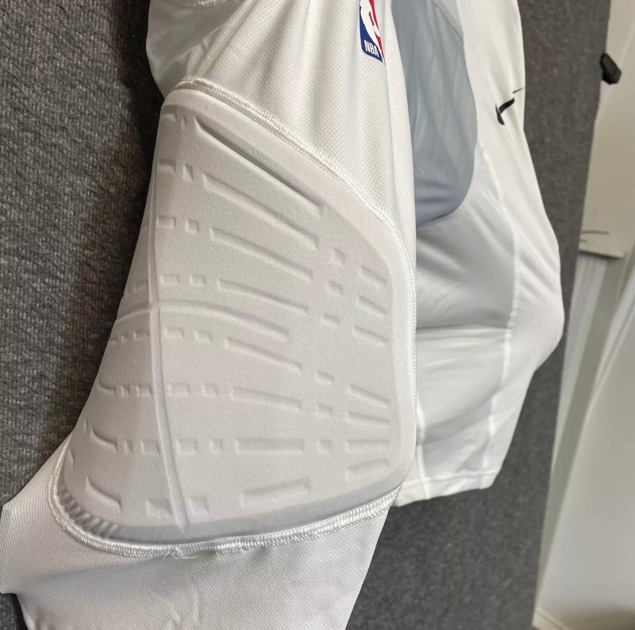 Nike NBA Basketball Player Hyperstrong Padded Training Short XLT 881966-100 NWT