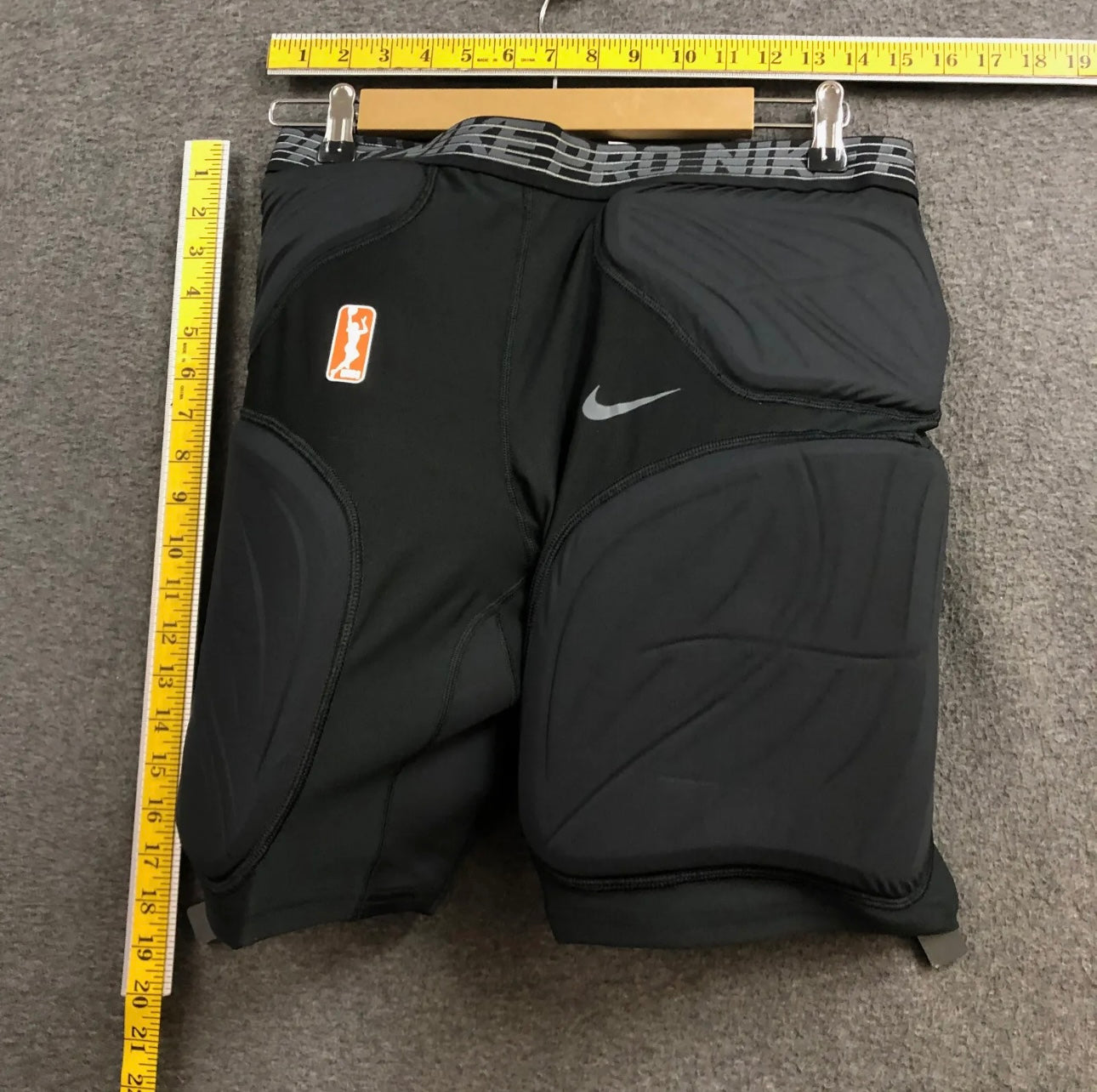 Nike Pro NBA Womens Padded Hyperstrong Basketball Shorts Size XL 909141-010 NWT